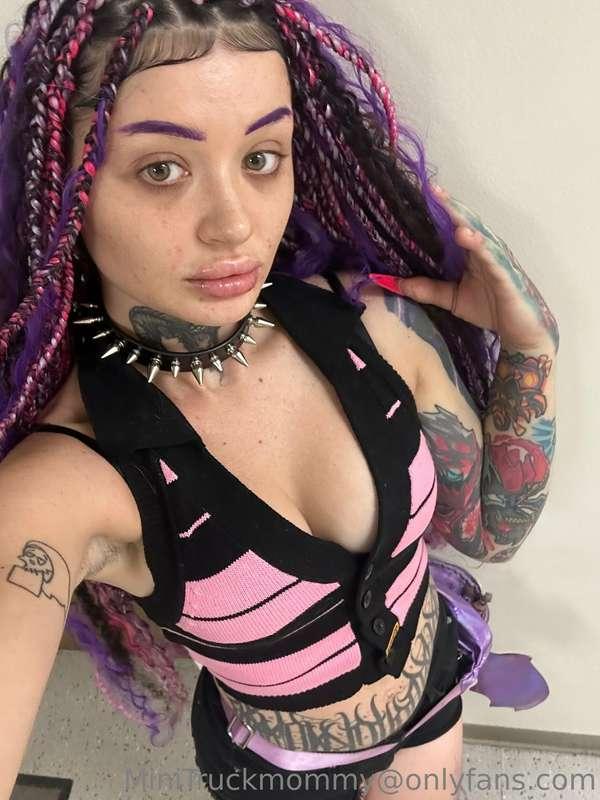 Purple is a shade you reward yourself with 💜