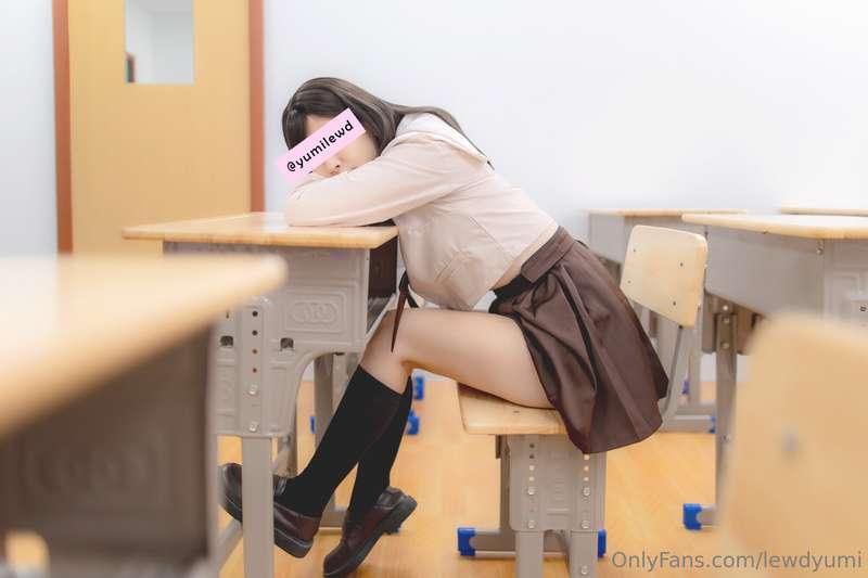 lewdyumi image #14