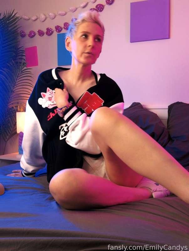 emilyella image #6