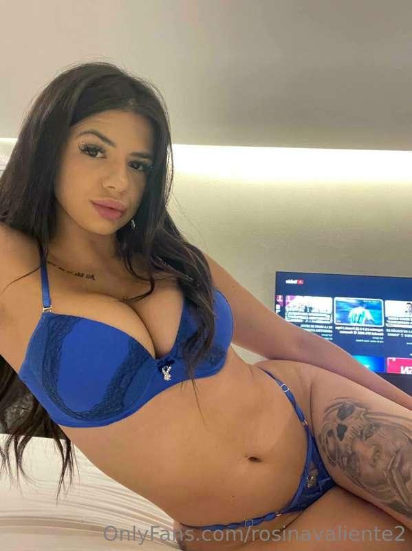 Boobs or Ass Fan? Let me Know in the comments, I will Send y..