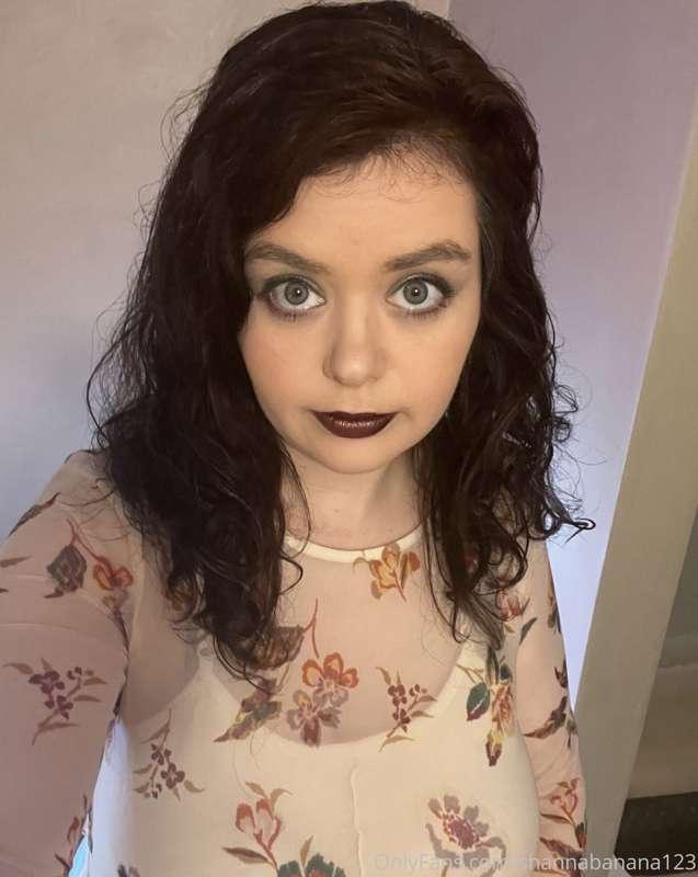 Some of my pics are pics of myself I have saved on my phone ..