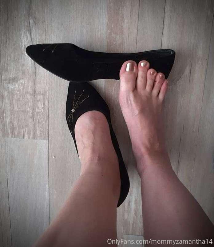 It’s so cold outside 🥶 but I want to wear these shoes so bad..
