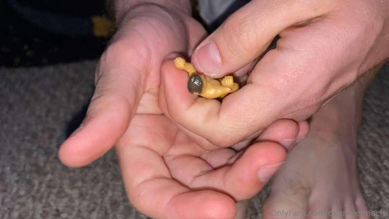 deanfeetmacro image #3