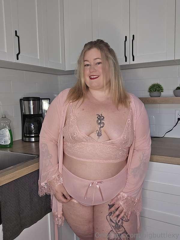 *have a wonderful sunday* 🥰  # let's be horny in private - d..
