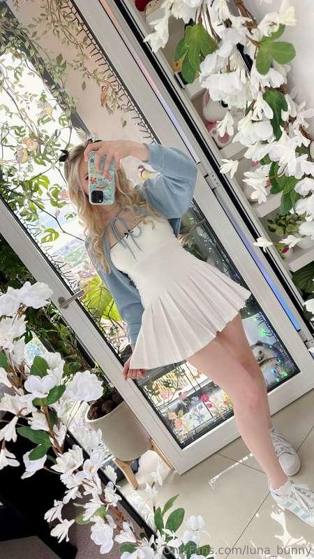 For anyone who didn’t see how cute this outfit was on my sto..