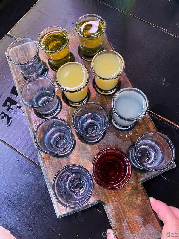 Yesterday in 8pics! Enjoying the sun, loots of drinks, and s..