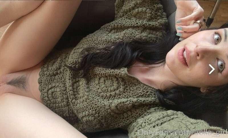 Wanna cuddle? 