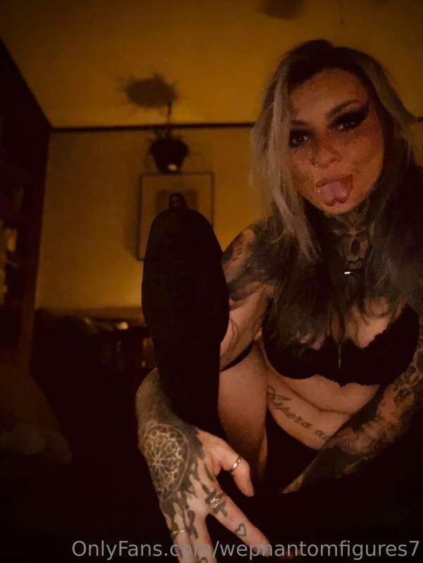 🖤🖤I can’t believe it’s almost the new year.
Oh my.