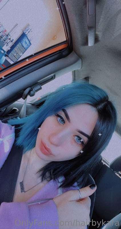 I kinda miss having split hair!! I’m struggling to decide wh..