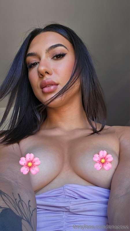 lenacoxx main image