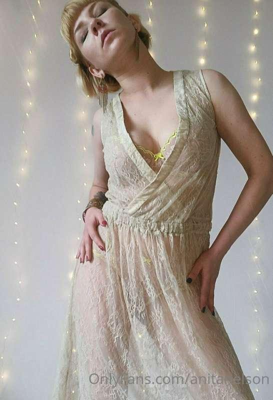 how do you like the dress?