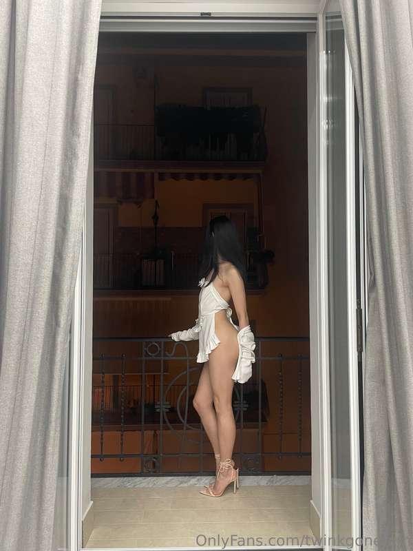 so i was feeling extra slutty on halloween 🥵💕hope you have a..