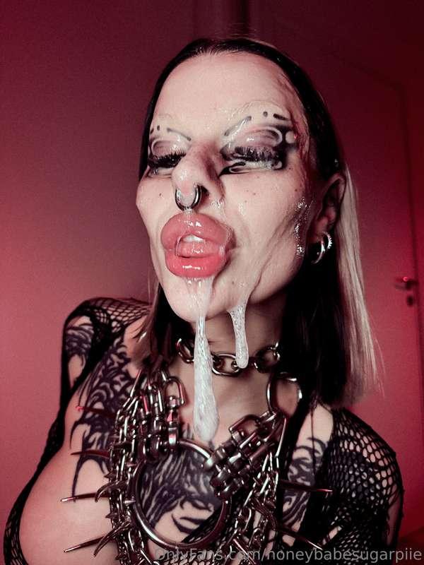 Do you wanna taste my saliva?? 💦