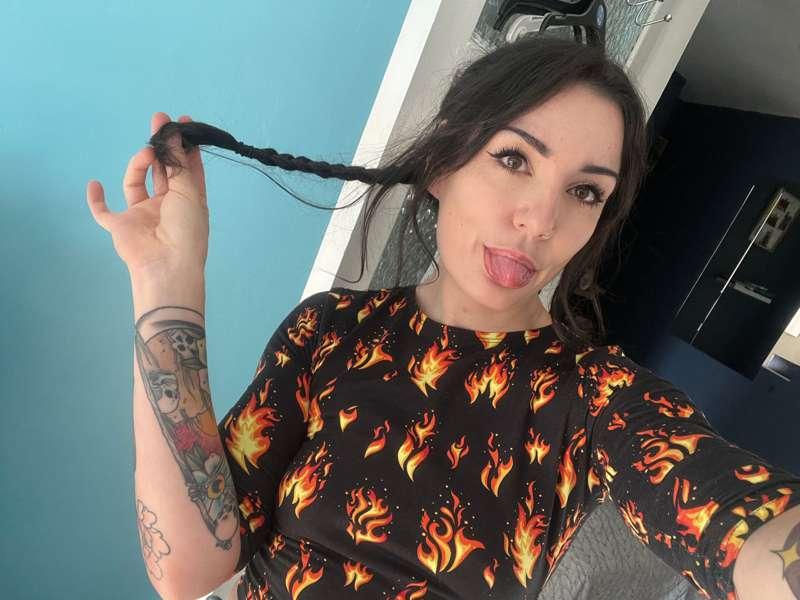Petit selfie on fire