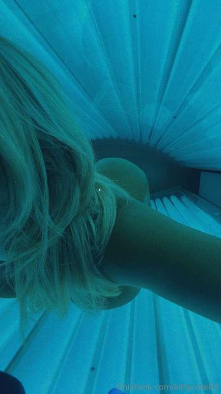 Whoever pays next months tanning visit gets blessed with x r..