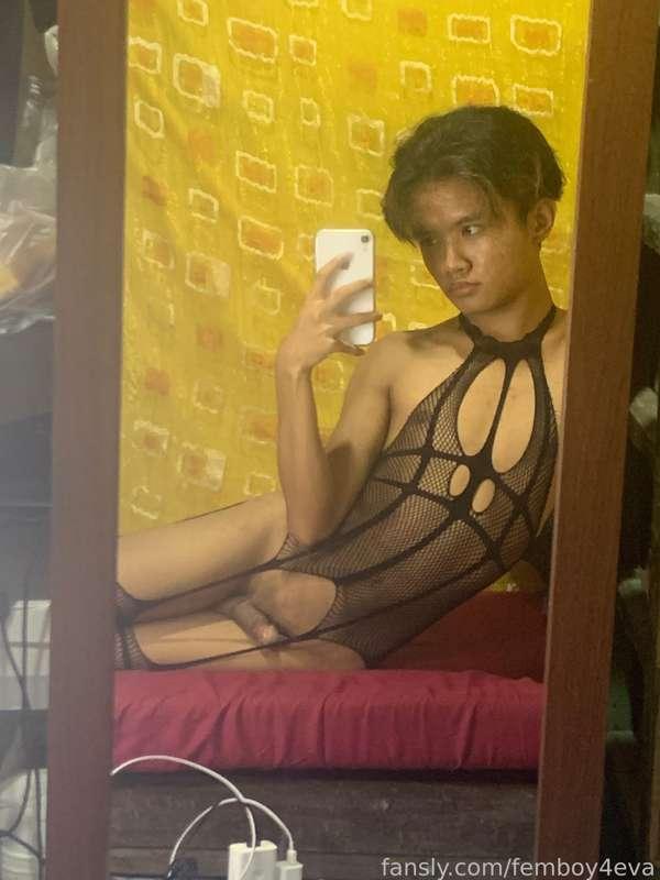 femboy4eva image #3