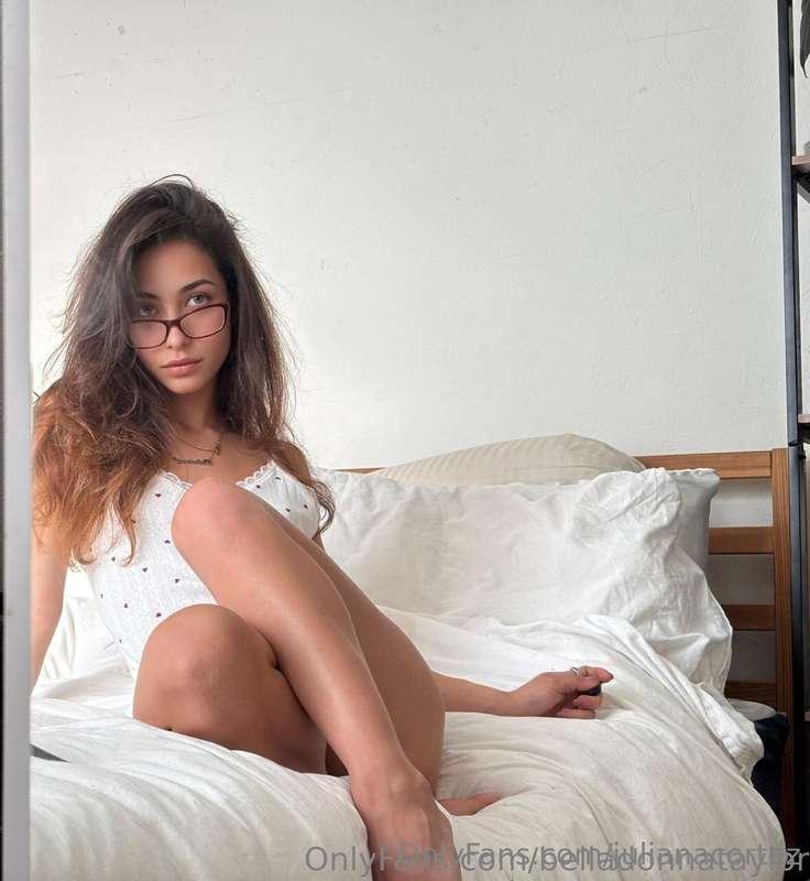 All natural @belladonnataylor has finally made her first OF!..