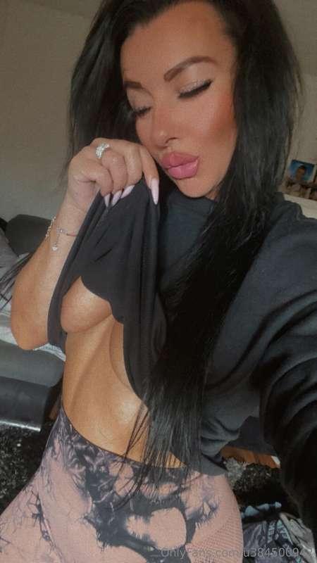 Šťastný Nový rok Vám prajem hlavne splnenie snov ❤️🍀💋