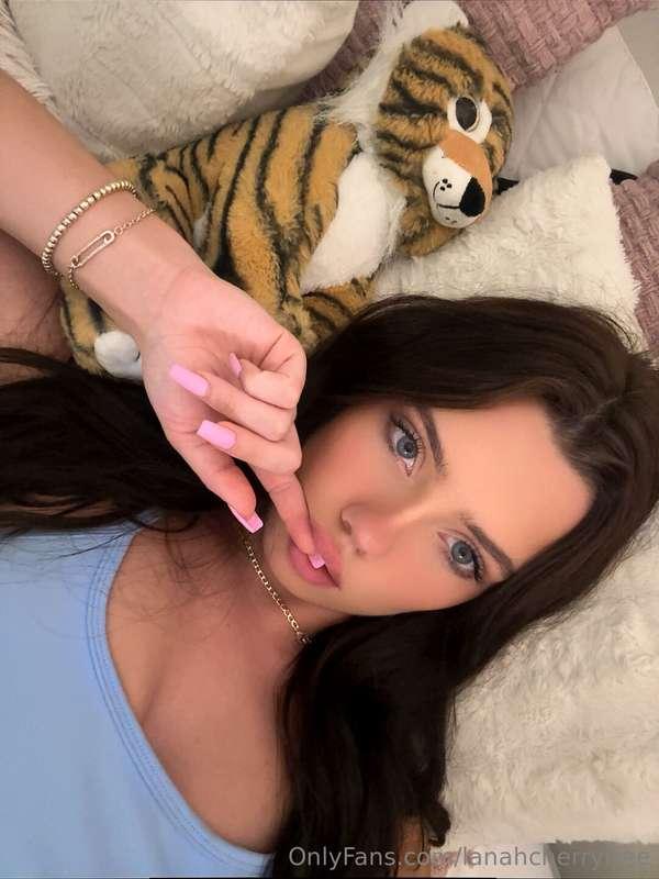 don't you wanna come cuddle with us??https://onlyfans.com/it..