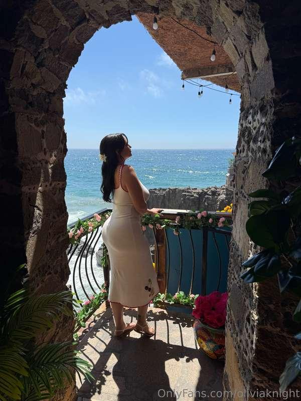 Let’s get lost together ❤️ what do you say? 