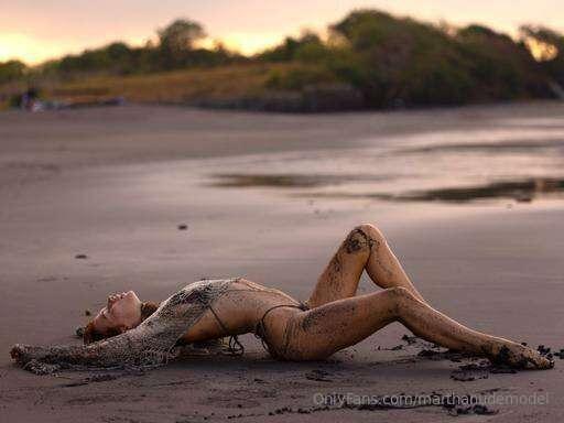 Beautiful landscape or me? 🤭🏝️🧚‍♀️ Pleasure in every detail💫