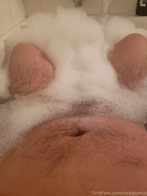 Bubble bath relaxing realness!!