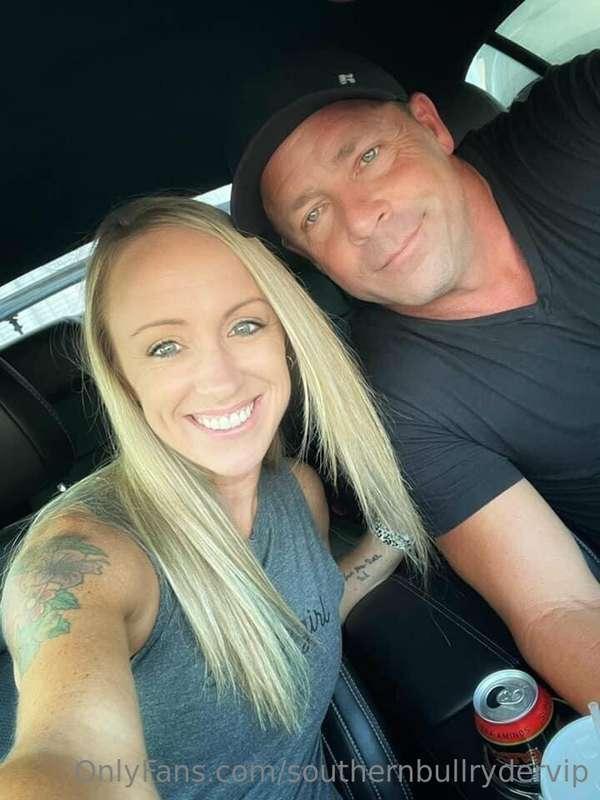 Out for a drive😘