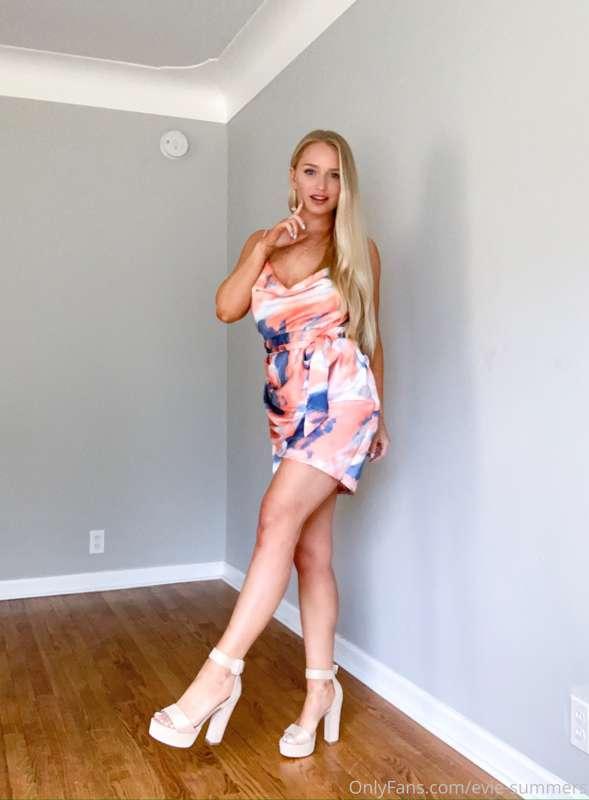 Do you want a taste 🍦? TIP if I’m your favorite OF girl 🥰