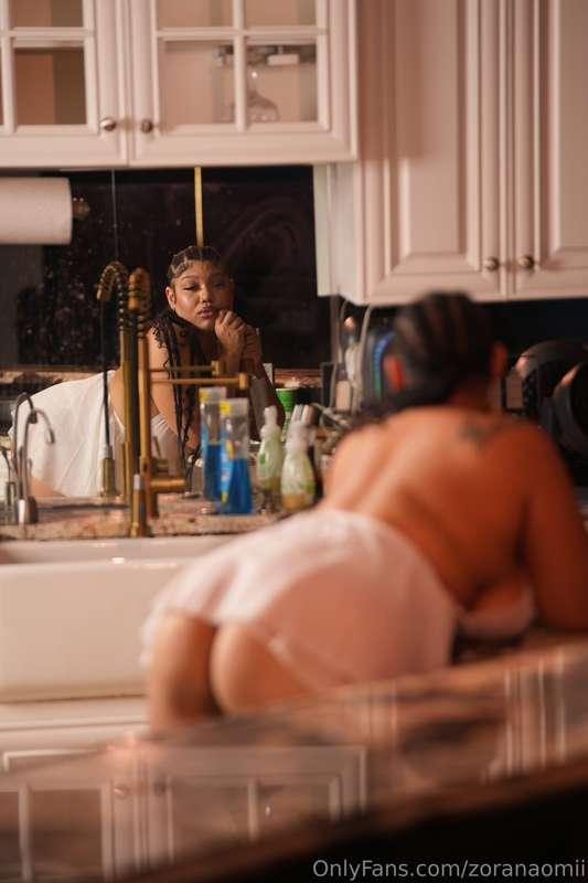 Tell me baby!Which one do you like better? 1 or 2...?