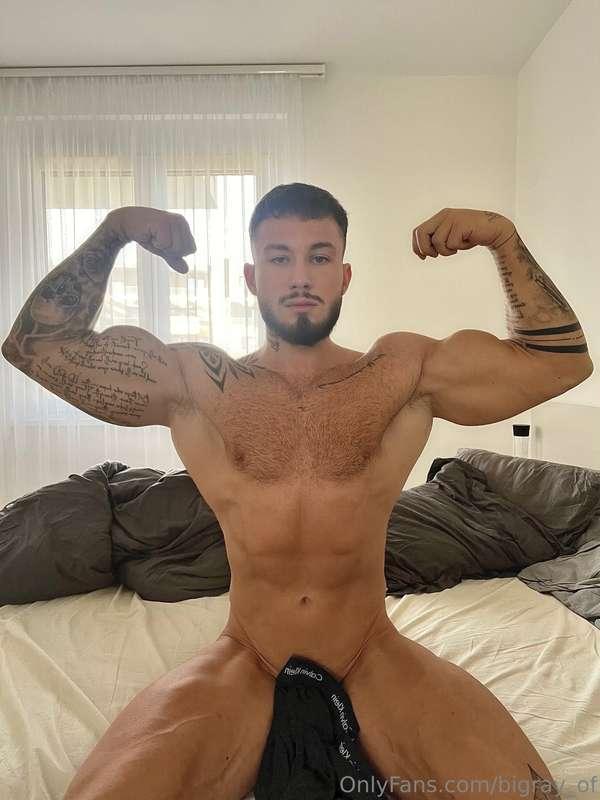 Slowly slipping out of these… ready for more? 😈🥵