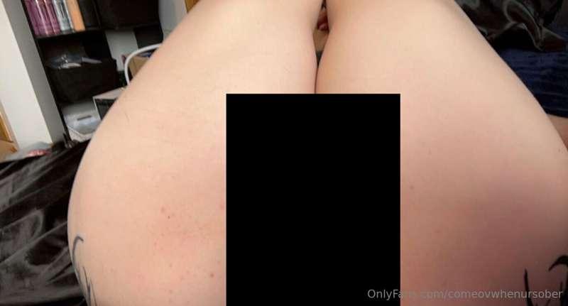 msg me if you want to see this uncensored ;)🖤