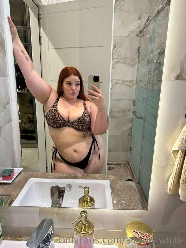 do you think you could handle me in this wild tiger bra ?