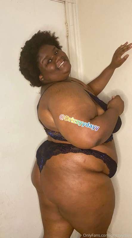 🥰😁