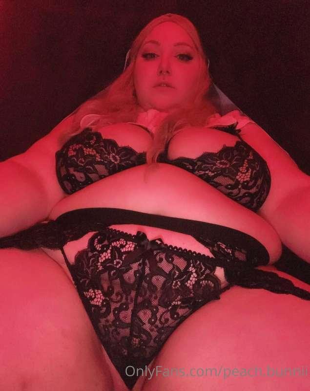 Happy New Year my little deviants😈