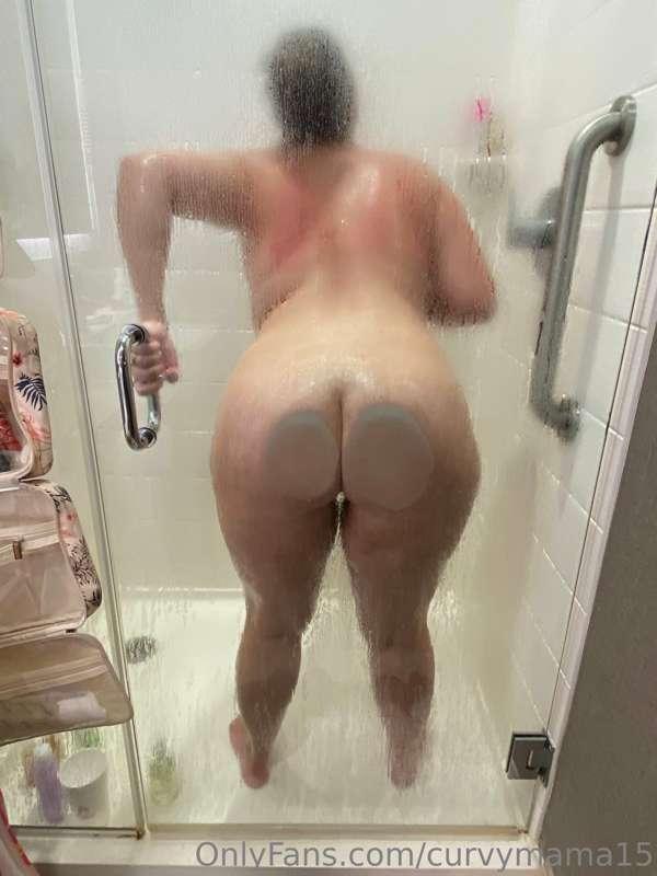 I wish I had a shower like this at home 😋