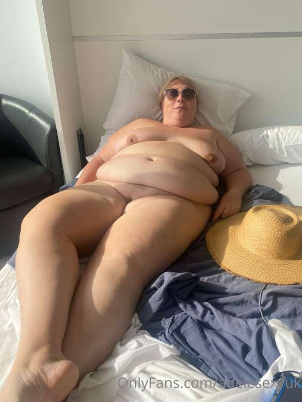 adelesexyuk image #1
