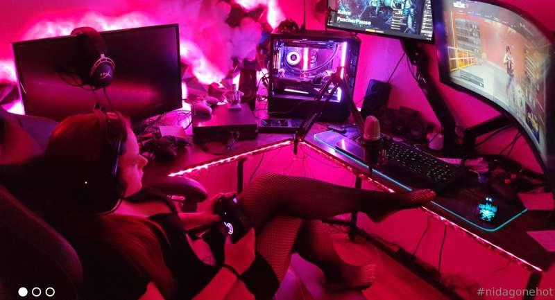🎮🤘🤘🤘Gleich wird gezockt 🤘🤘🤘🎮

🎮🤘🤘🤘20:00 Uhr🤘🤘🤘🎮

❤️Bis späte..