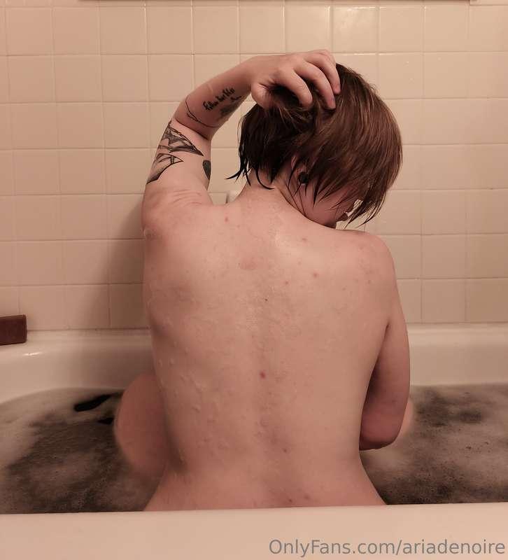🛀