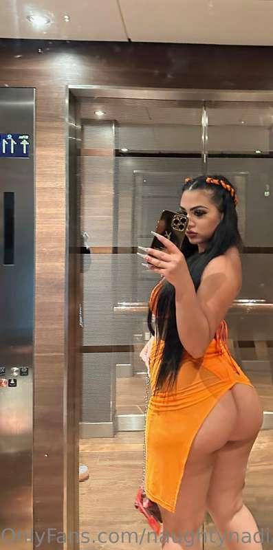 Do you have the balls to get frisky with me in the elevator?