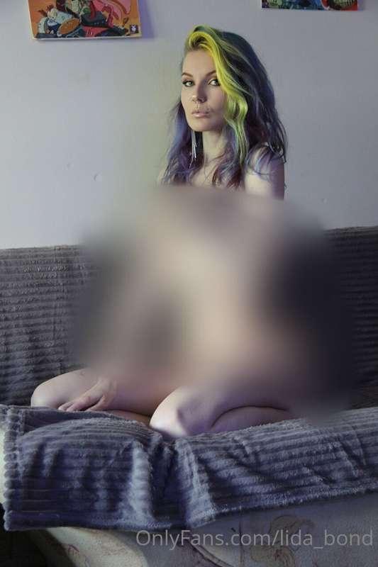 Implied nudes 😏