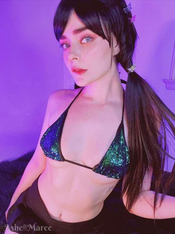 the pretty rave girl next door wants to party with you…✨🦋
