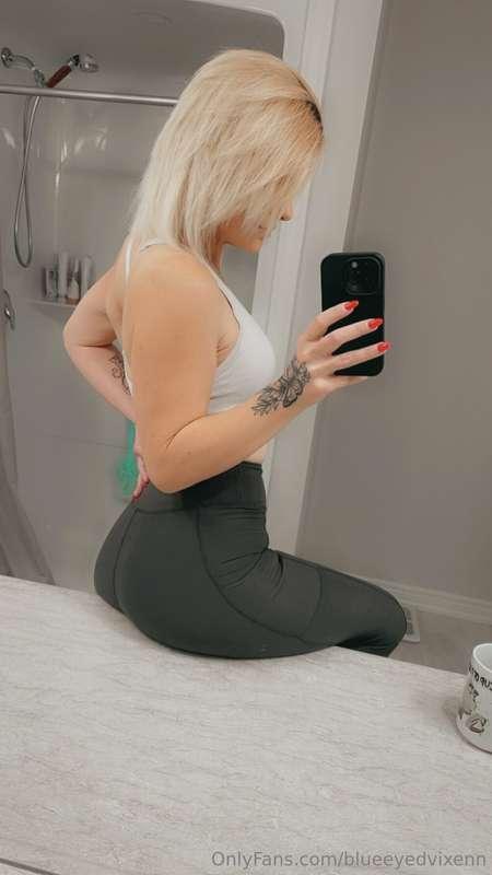 Don’t miss the promotion on my paid page loves 💦   https://o..