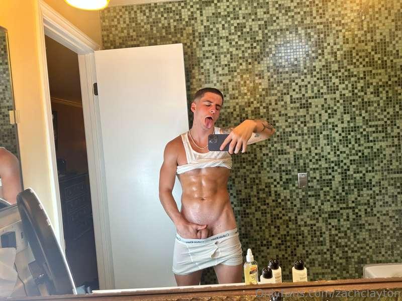 9 PM PST FOR BIG COCK REVEAL LIVE🖤😈🍆