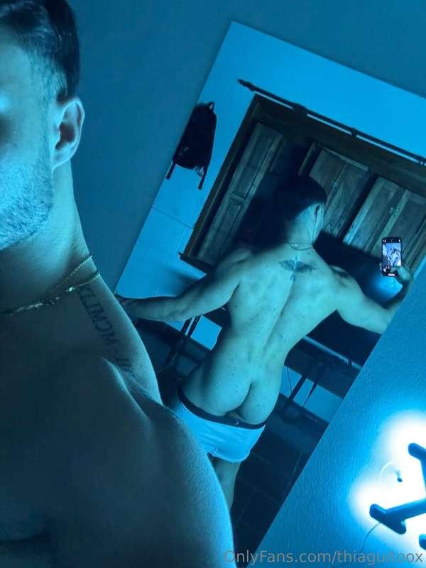 Hey, I'm waiting for you in the dm, like and write to me 😈