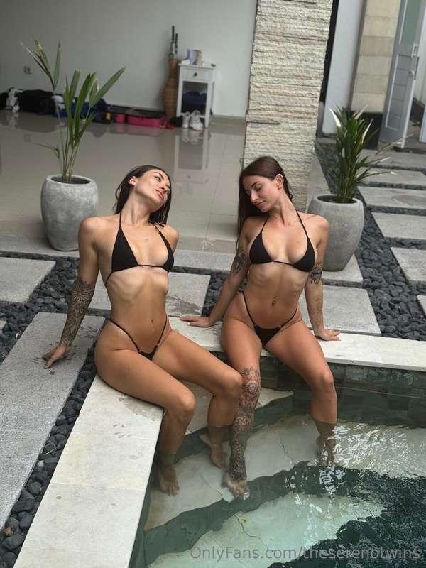 Hello there naughty, I bet you haven't seen twins like this ..