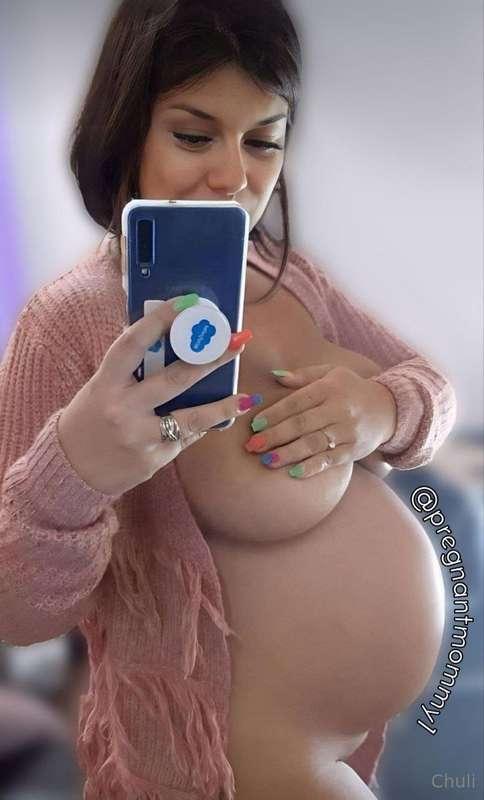 𝐈'𝐦 𝐩𝐫𝐞𝐠𝐧𝐚𝐧𝐭 @pregnantmommy1.... 𝐈𝐧 𝐨𝐭𝐡𝐞𝐫 𝐰𝐨𝐫𝐝𝐬: 𝐈'𝐦 𝐧𝐚𝐮𝐠𝐡𝐭𝐢..
