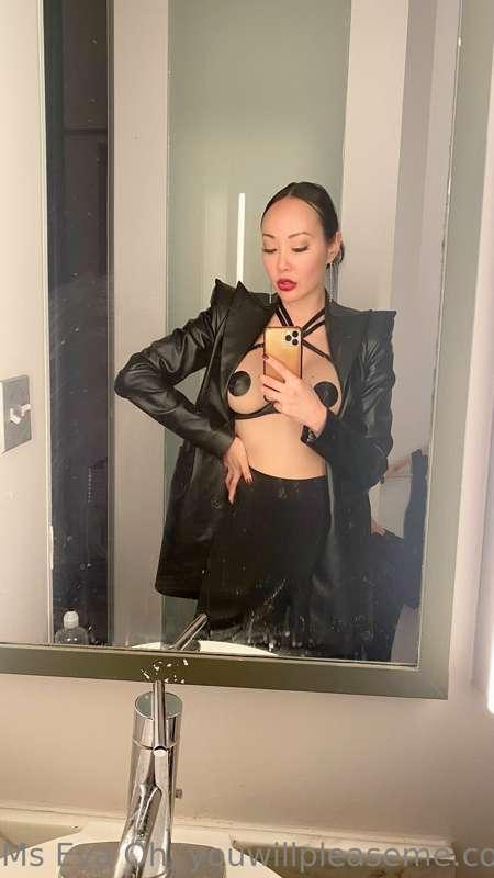 Do you think this outfit is appropriate for our first play t..