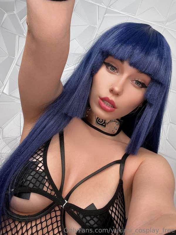 Sexting Event with Hinata on @yukimi_cosplay_ u will be mine..