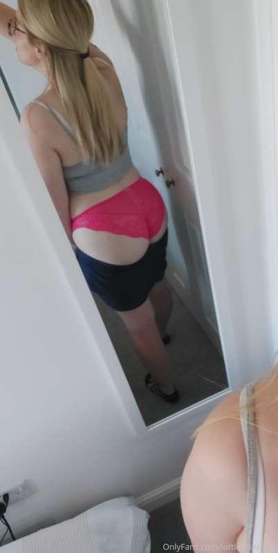 🔁𝕋𝕙𝕣𝕠𝕨𝕓𝕒𝕔𝕜 𝕋𝕙𝕦𝕣𝕤𝕕𝕒𝕪🔁
Can you think of any uses for my hair b..
