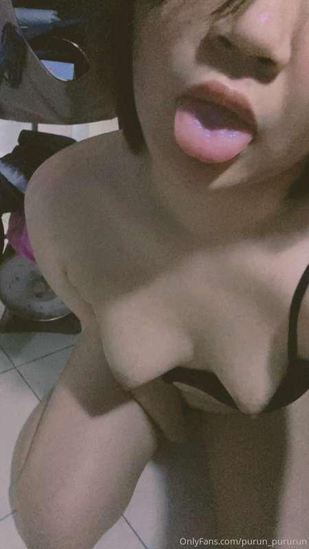 waking you up with no panties on👀🙈